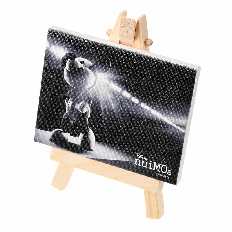 nuimos-mickey-spotlight-canvas-art-01